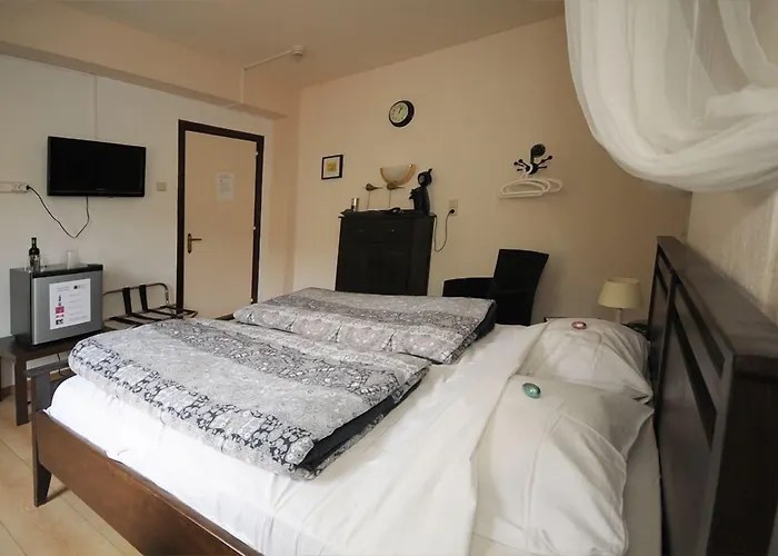 Couette-café De Dael 3*